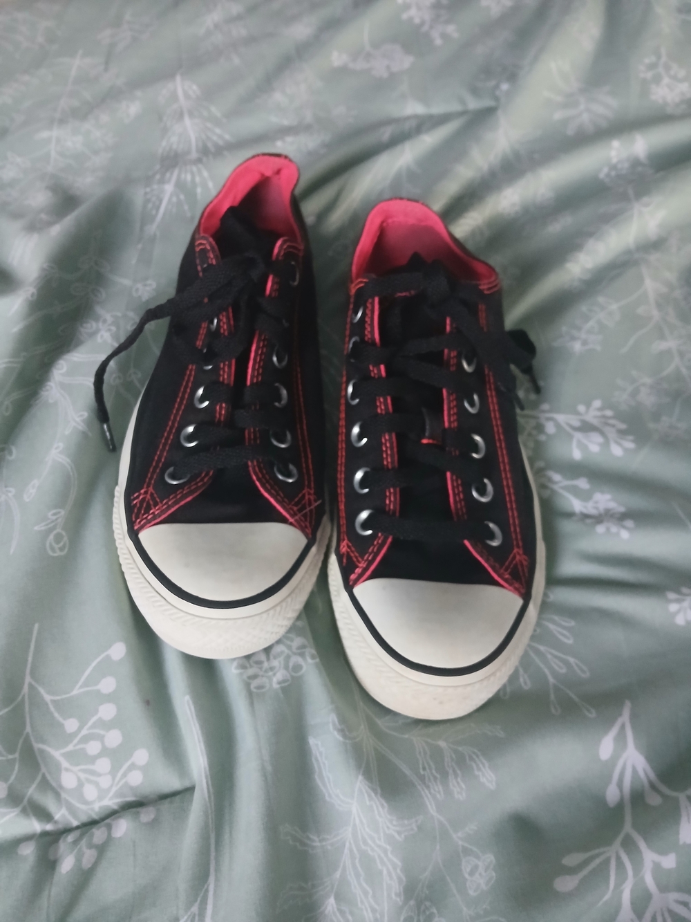Black Canvas Low-Top Sneakers with Pink Trim - Women's Casual Shoes